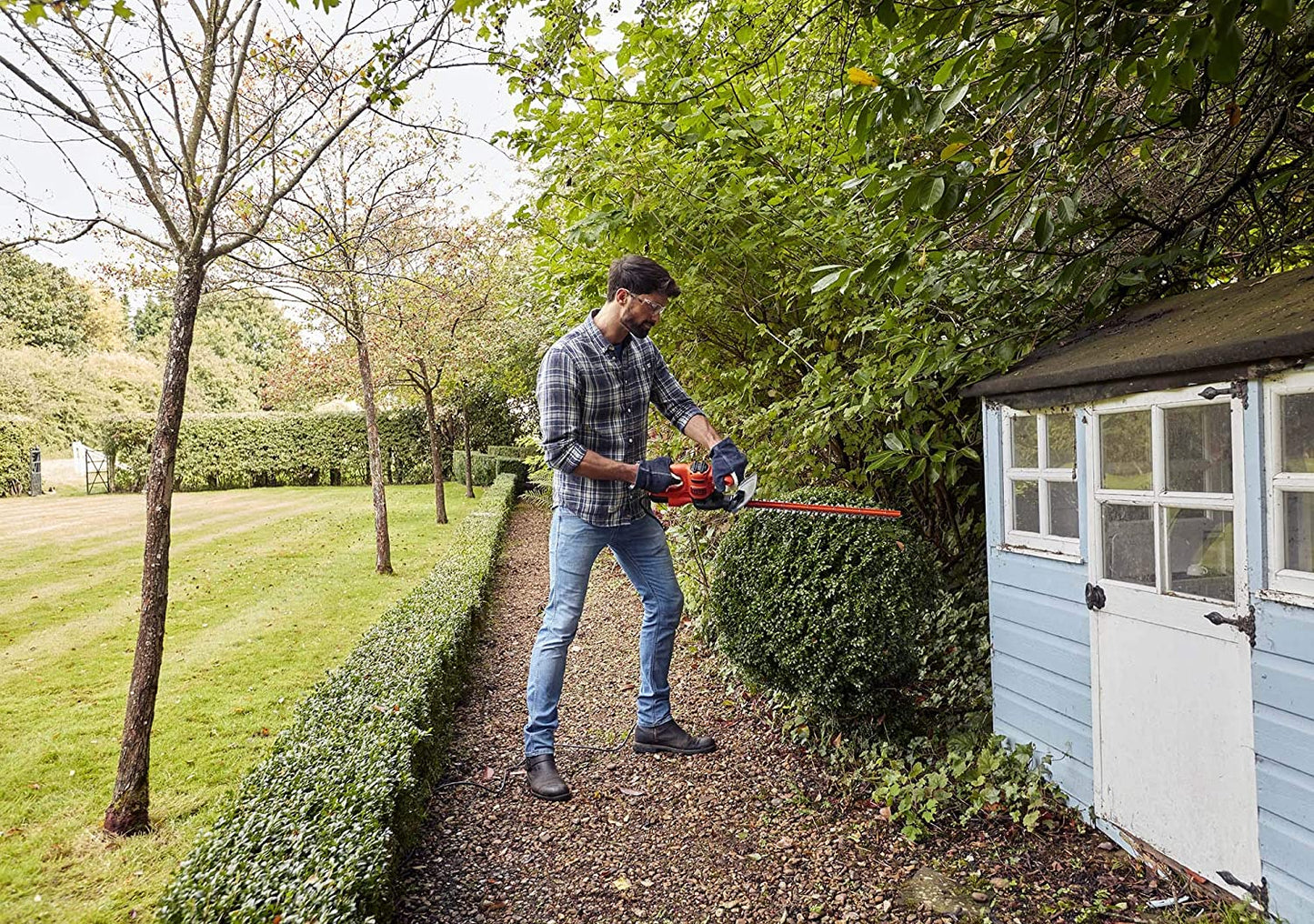 BLACK+DECKER BEHT251 Elektro Heckenschere 450W 50cm bis 18mm