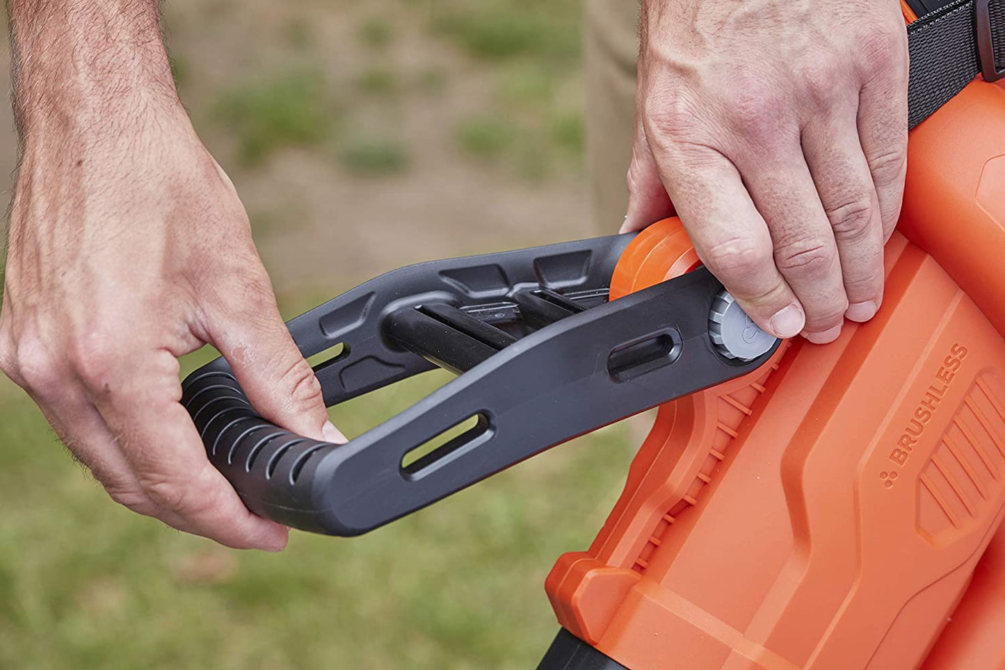 BLACK+DECKER BCBLV3625L1 Akku Laubsauger Bläser Häcksler 3-in-1 36V/2,5Ah Li-Ion