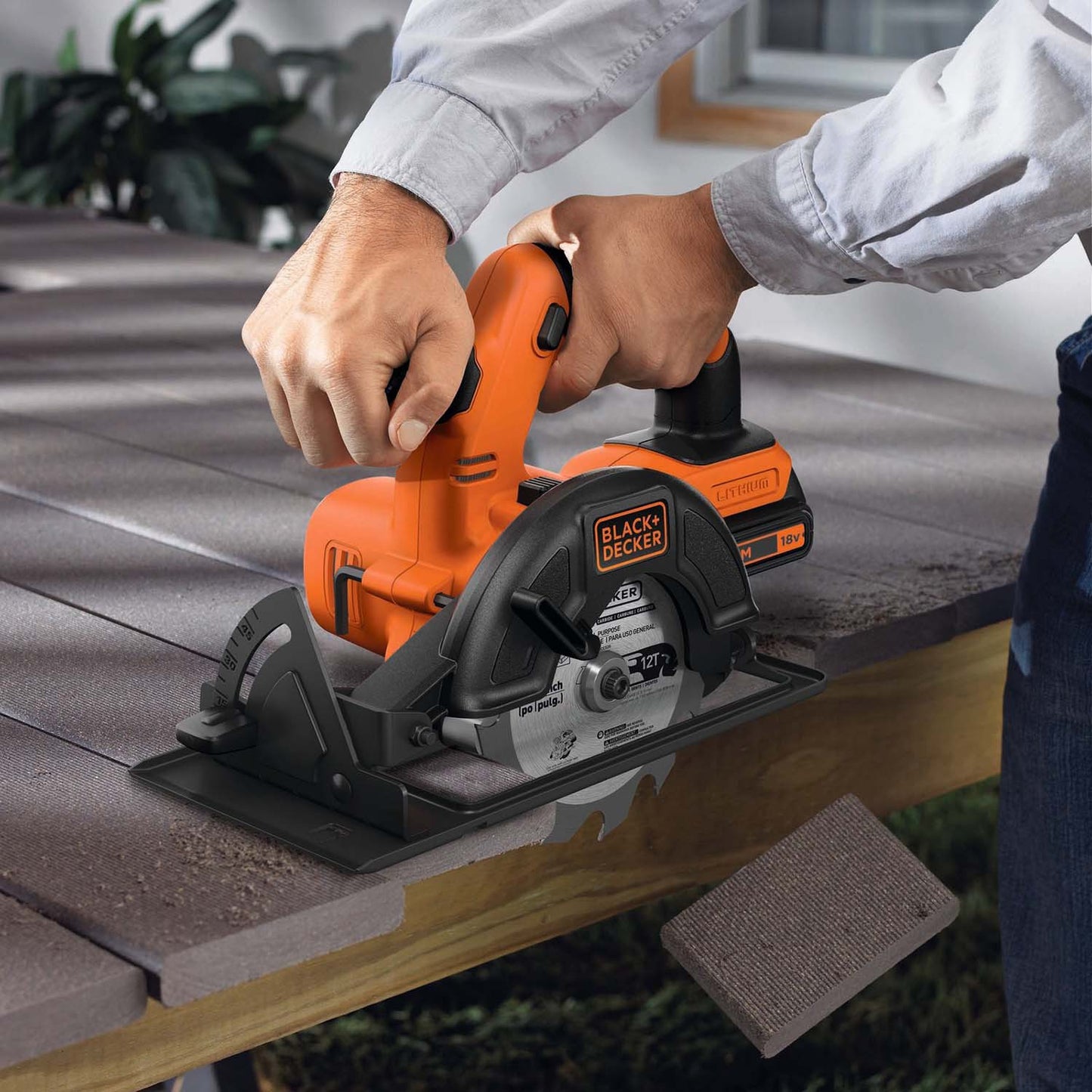 BLACK+DECKER BDCCS18 Akku Kreissäge Handkreissäge 18V Ø140mm + Akku Ladegerät