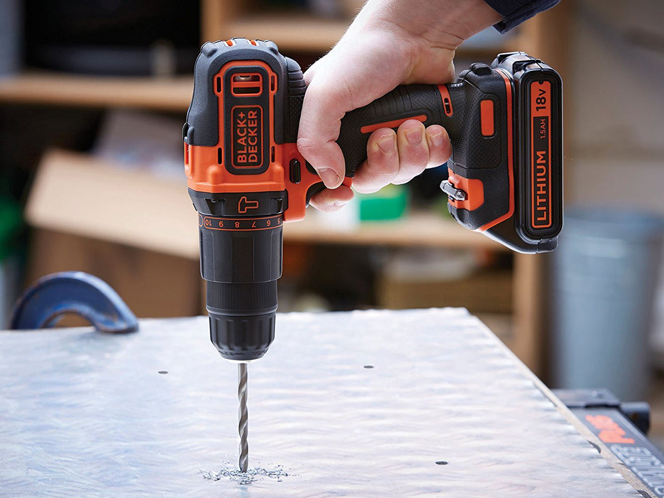 BLACK+DECKER BDCHD18KB 2-Gang Akku Schlagbohrschrauber 18V  2x Akkus Koffer