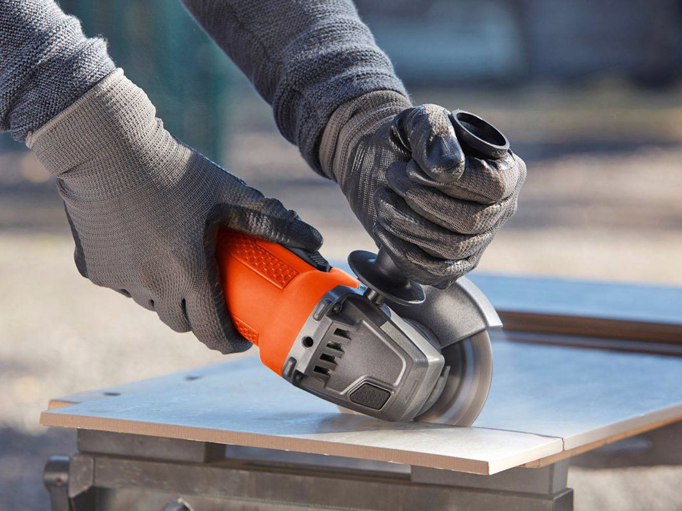 BLACK+DECKER BEG120 Einhand Winkelschleifer 800W Ø 115 mm mit Sanftanlauf