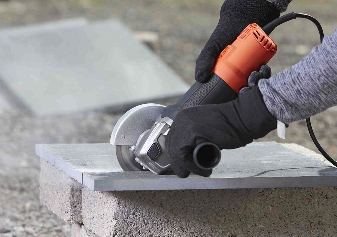 BLACK+DECKER BEG220 Einhand Winkelschleifer 900W - Ø 125 mm mit Sanftanlauf