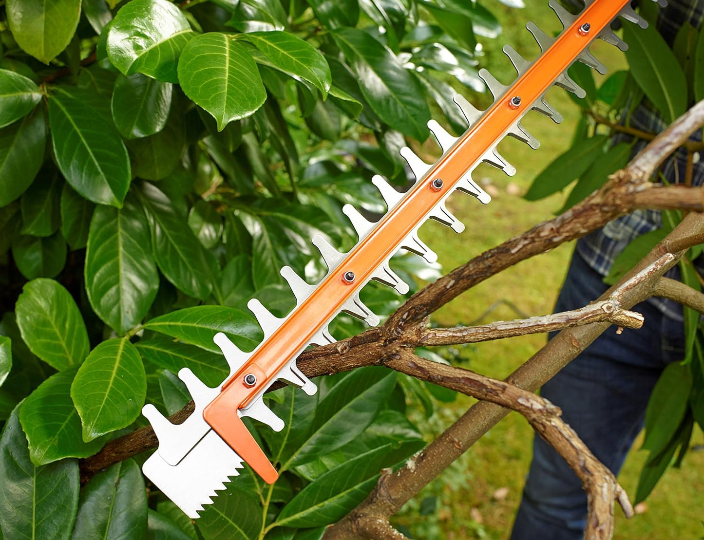 BLACK+DECKER BEHTS455 Elektro Heckenschere 550W 55cm bis 35mm