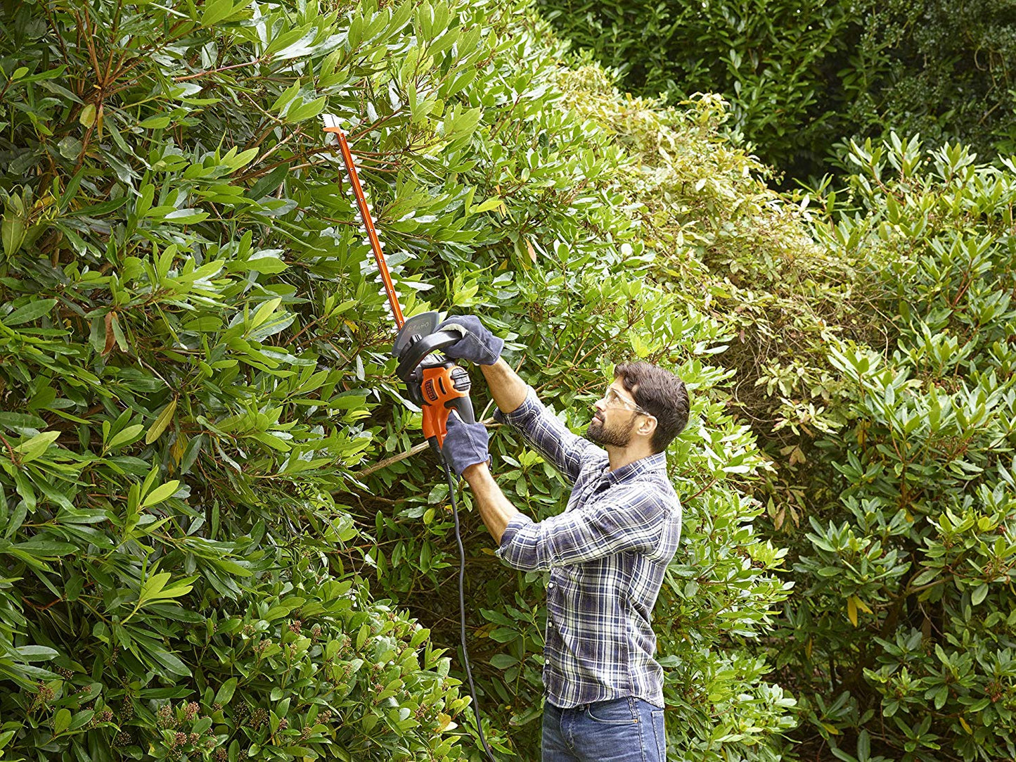 BLACK+DECKER BEHTS501 Elektro-Heckenschere 600 W - 60 cm - 25 mm Schnittstärke