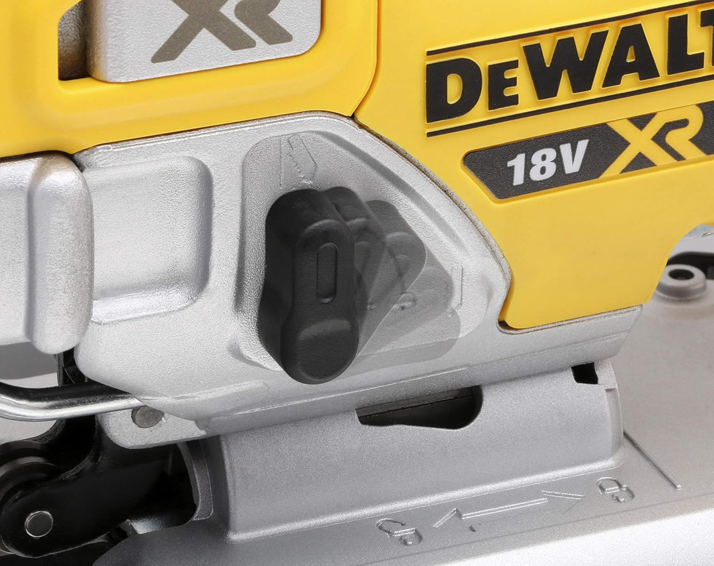 DeWALT DCS334P2 Akku-Pendelhub-Stichsäge 18V 5Ah Li-ion Bürstenlos mit 2 Akkus TSTAK-Box