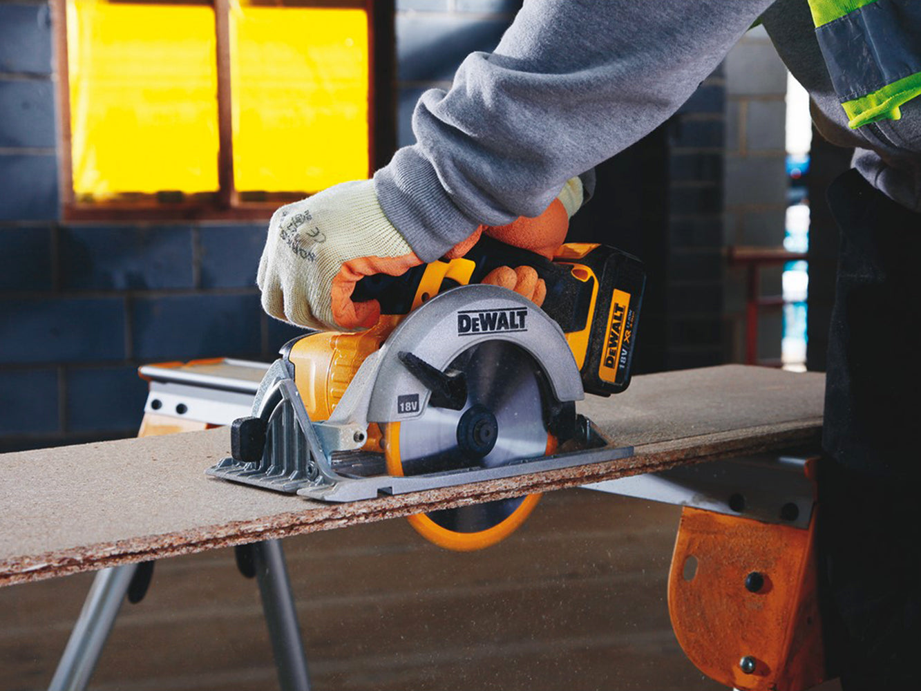DeWALT DCS391M2 Akku Handkreissäge 165mm 18V 460W Kreissäge 2x Akkus 4Ah Koffer