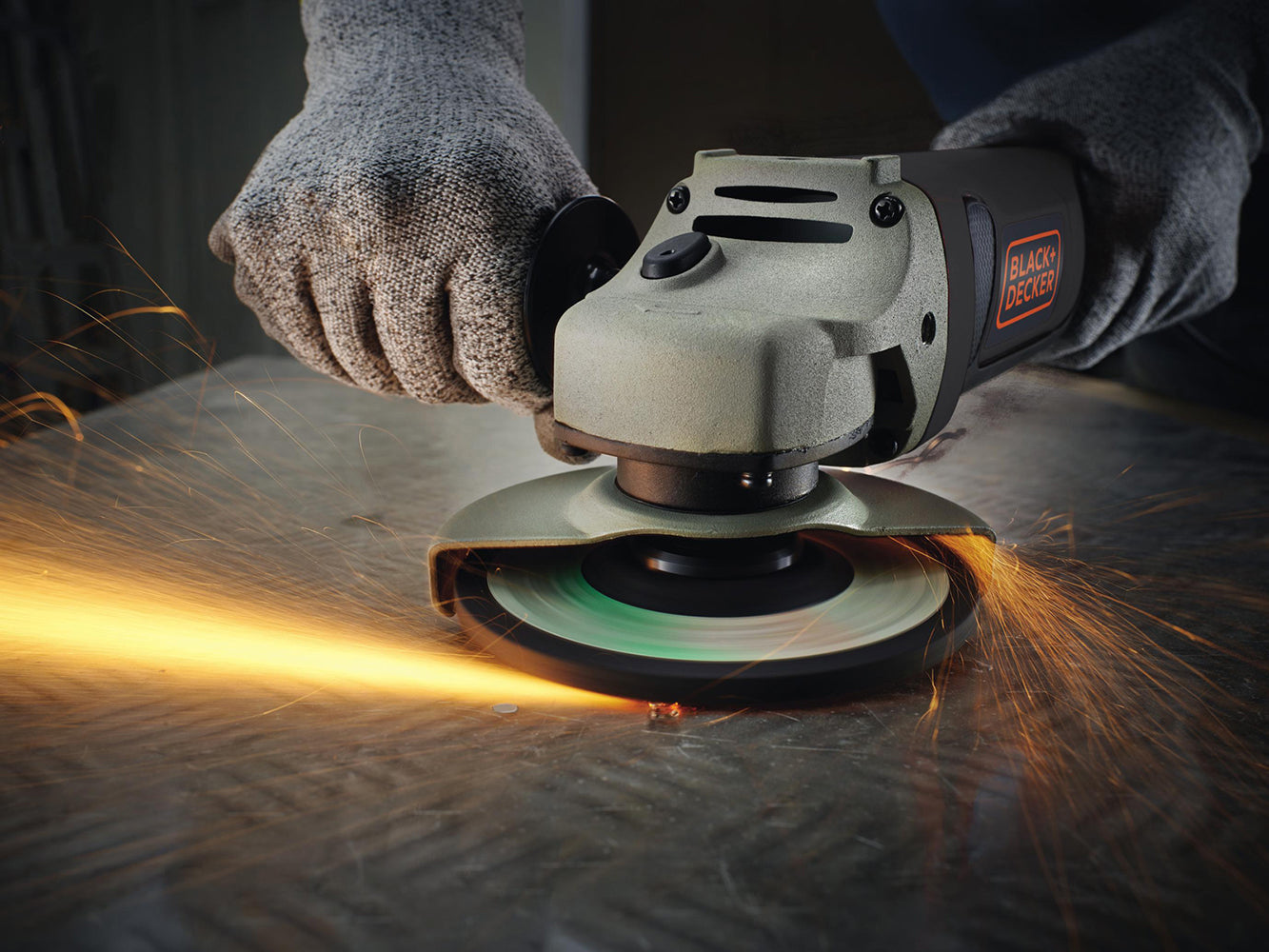 BLACK+DECKER KG1202 Winkelschleifer Trennschleifer 1200W Ø 125 mm Sanftanlauf